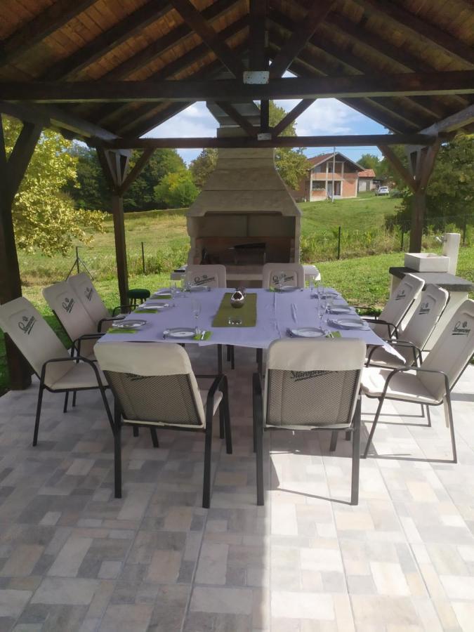 Guest House Pin Laktaši Esterno foto