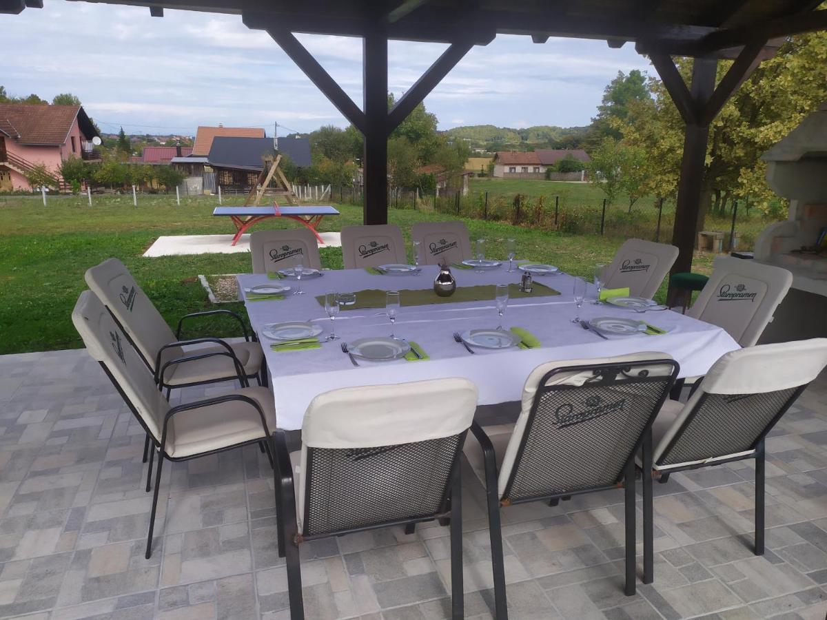 Guest House Pin Laktaši Esterno foto